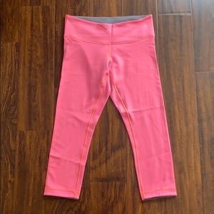 Lululemon Reversible Wunder Under Crops, Sz 8